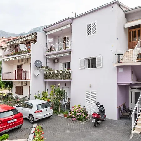 Karmen Apartment Makarska