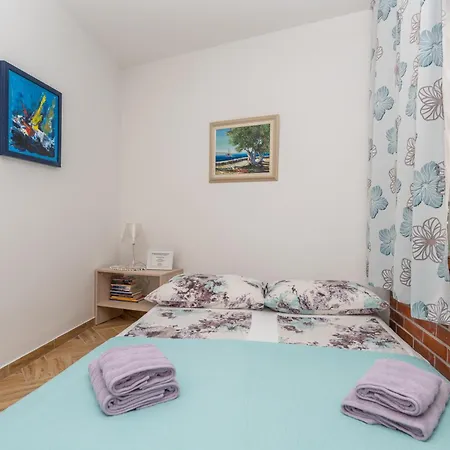 Karmen * Makarska