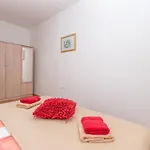 Karmen Appartamento Makarska